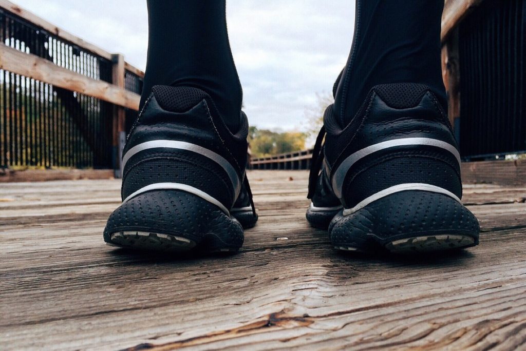 Prévenir les blessures du genou en running et musculation