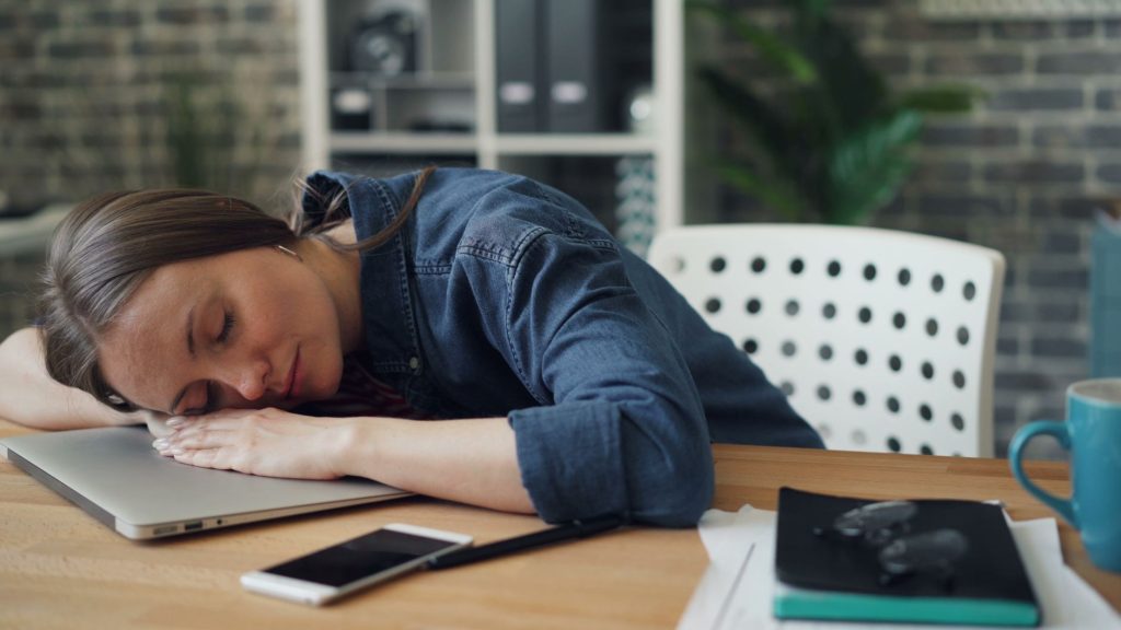 Cinq raisons scientifiques d'intégrer la sieste de récupération